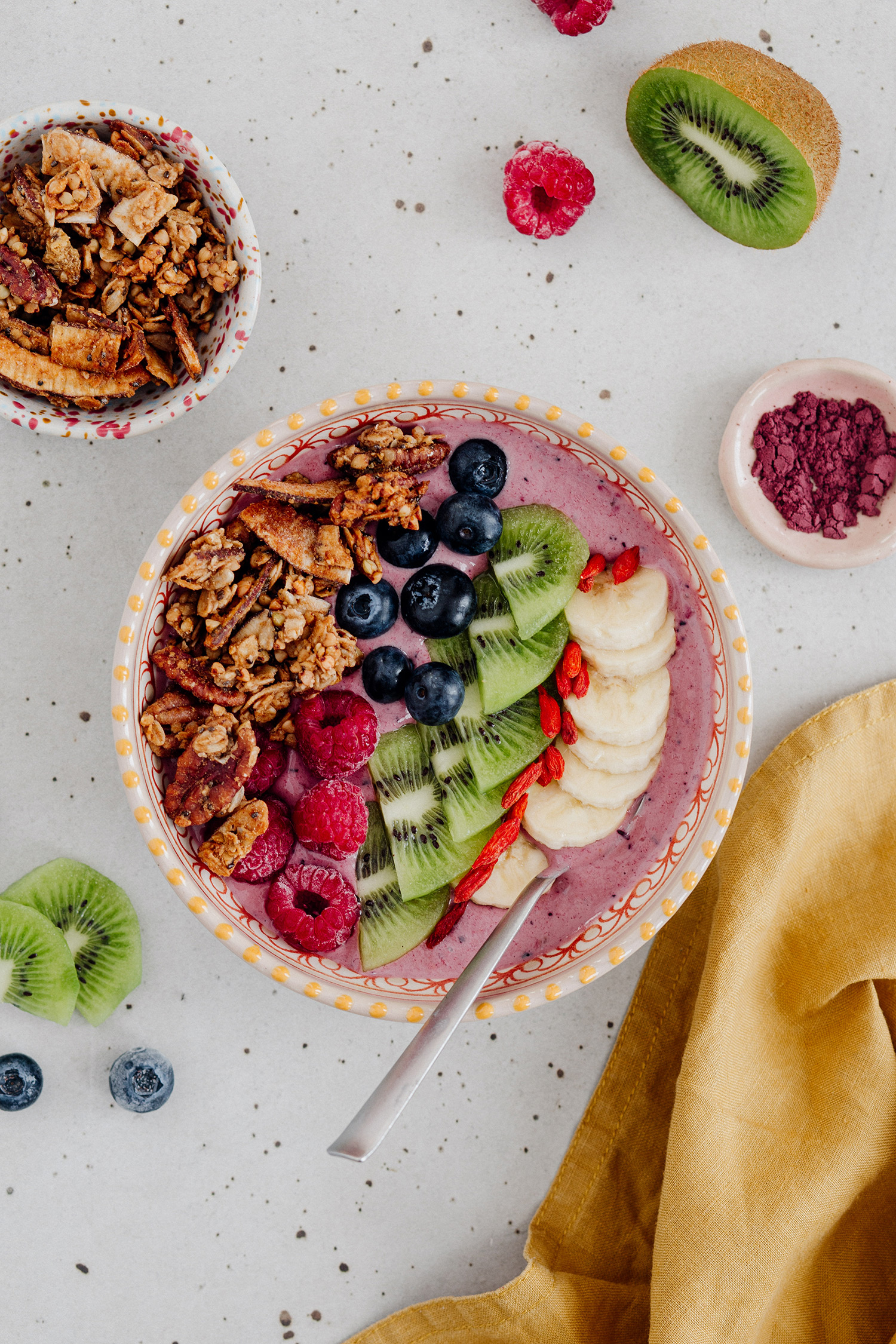 Domowa granola bez cukru i bez glutenu - Dziewczyny w Spódnicach
