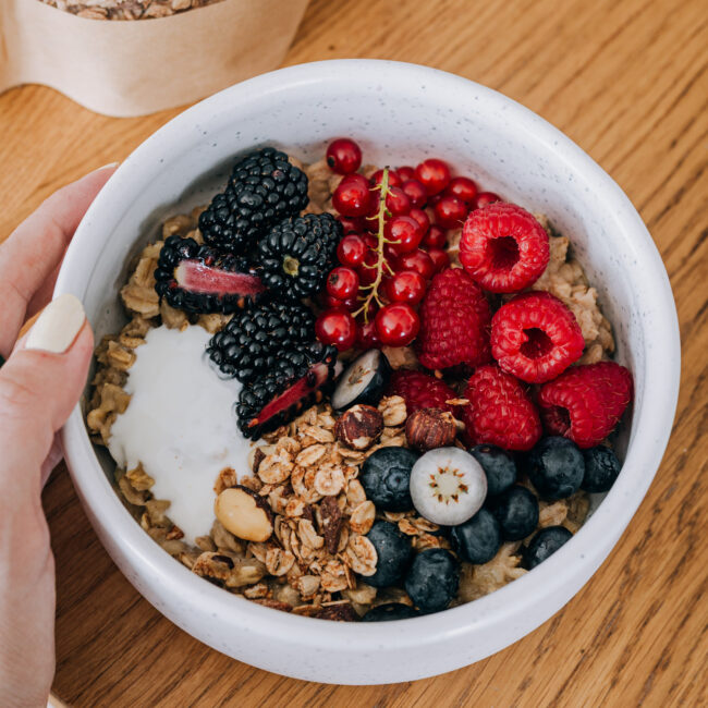 Domowa granola bez cukru i bez glutenu - Dziewczyny w Spódnicach